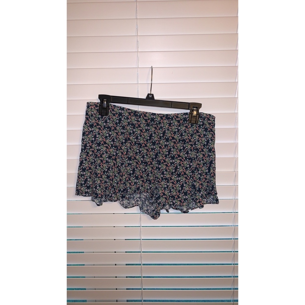 Flowy shorts